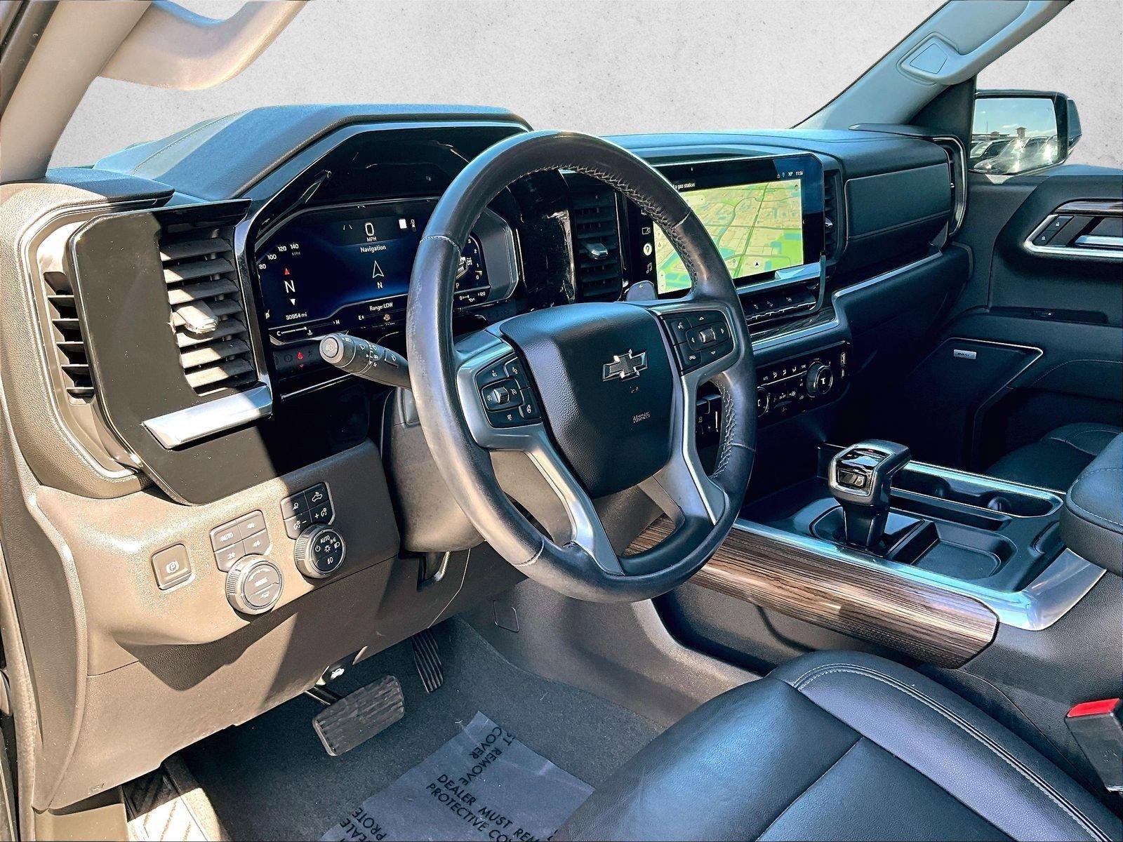 2022 Chevrolet Silverado 1500 Crew Cab Short Box 4-Wheel Drive LT Trail Boss