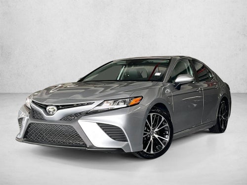 2020 Toyota Camry SE Auto (SE)