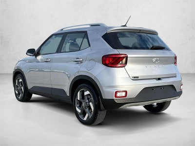 2024 Hyundai VENUE SEL IVT