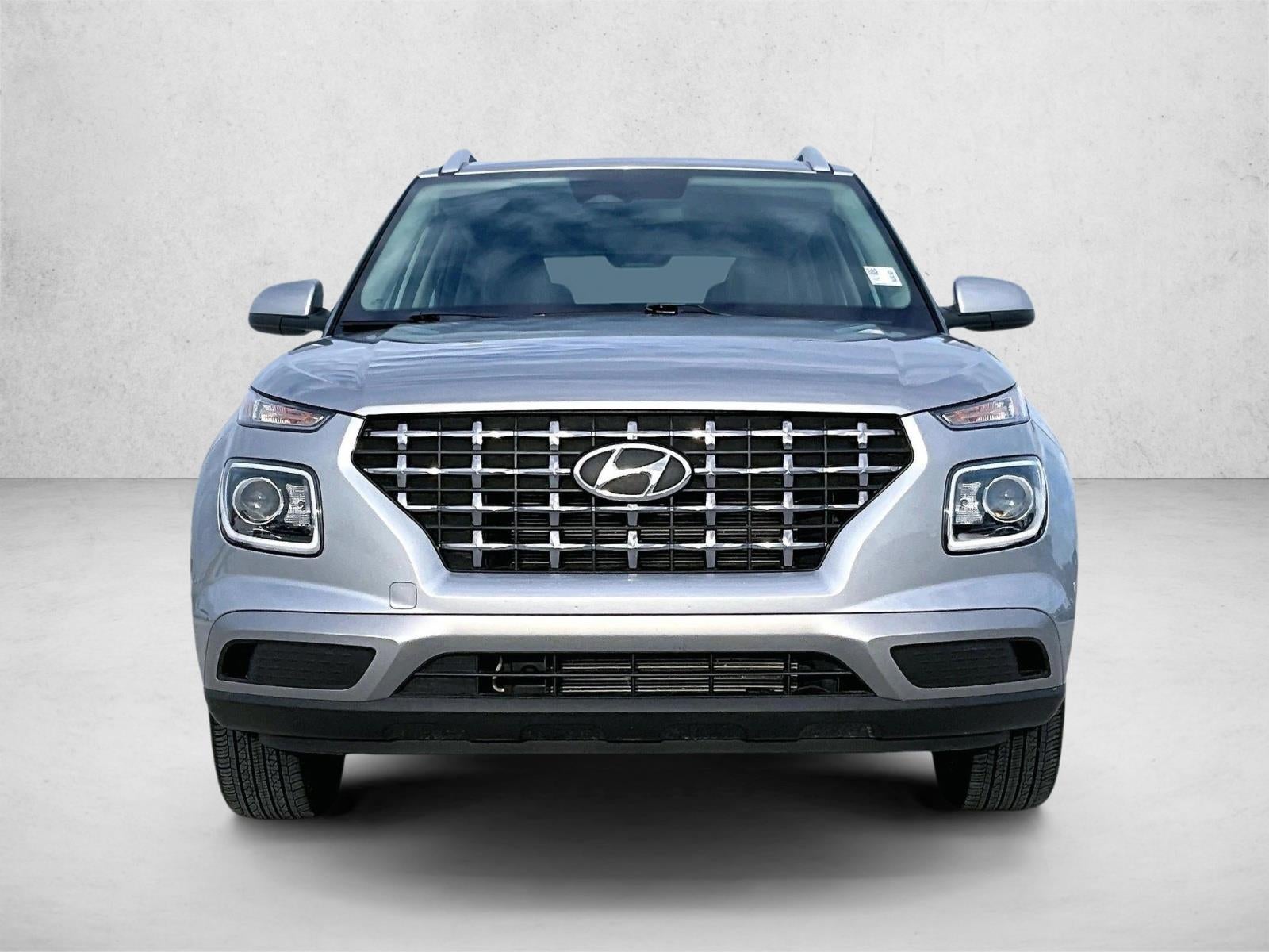 2024 Hyundai VENUE SEL IVT