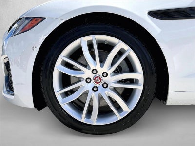 2021 Jaguar XF SE Sedan RWD