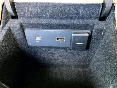 2021 Jaguar XF SE Sedan RWD