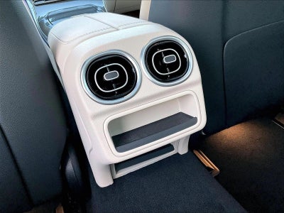 2025 Mercedes-Benz C-Class C 300 Sedan