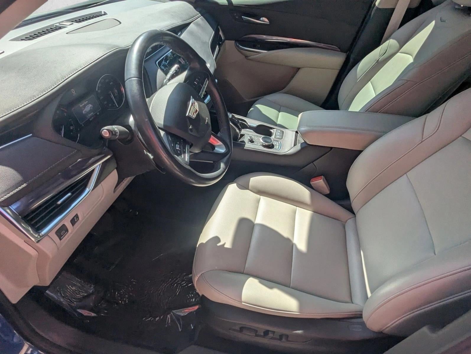 2023 Cadillac XT4 FWD 4dr Luxury