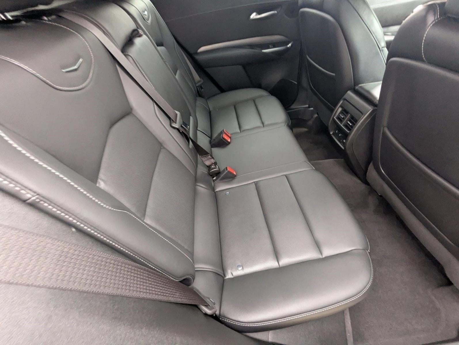 2024 Cadillac XT4 FWD 4dr Premium Luxury