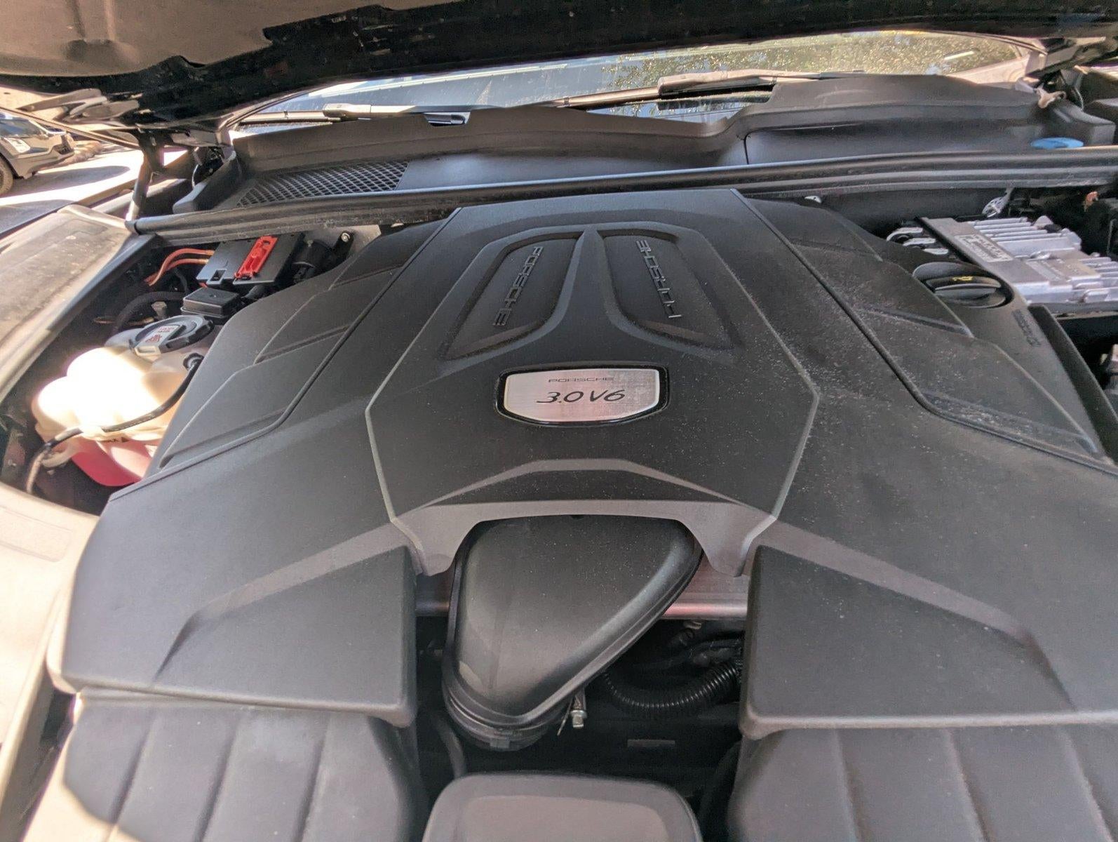2023 Porsche Cayenne AWD