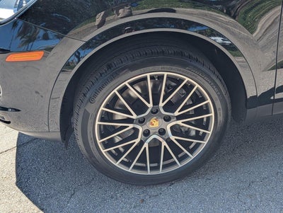 2023 Porsche Cayenne AWD