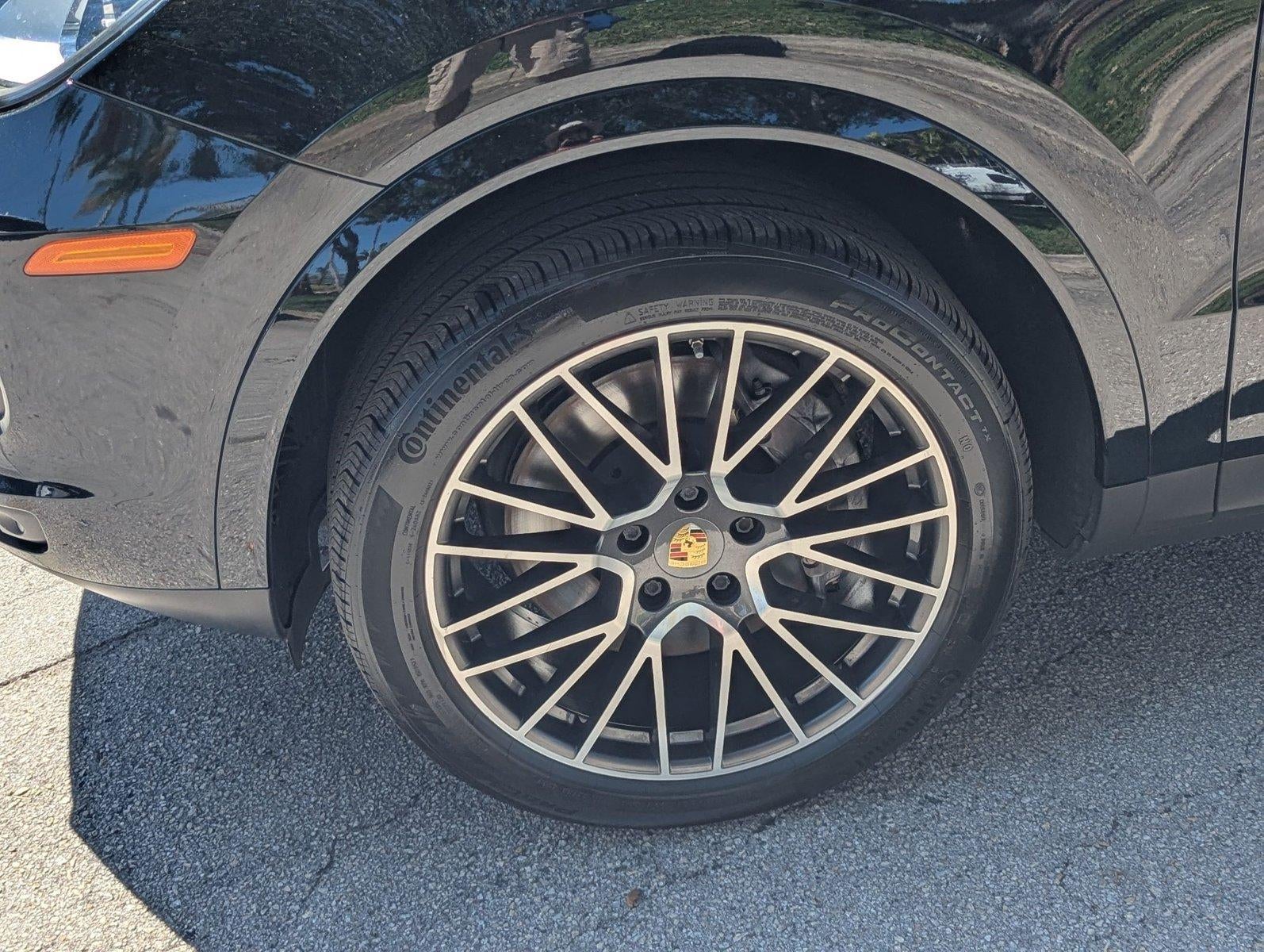 2023 Porsche Cayenne AWD