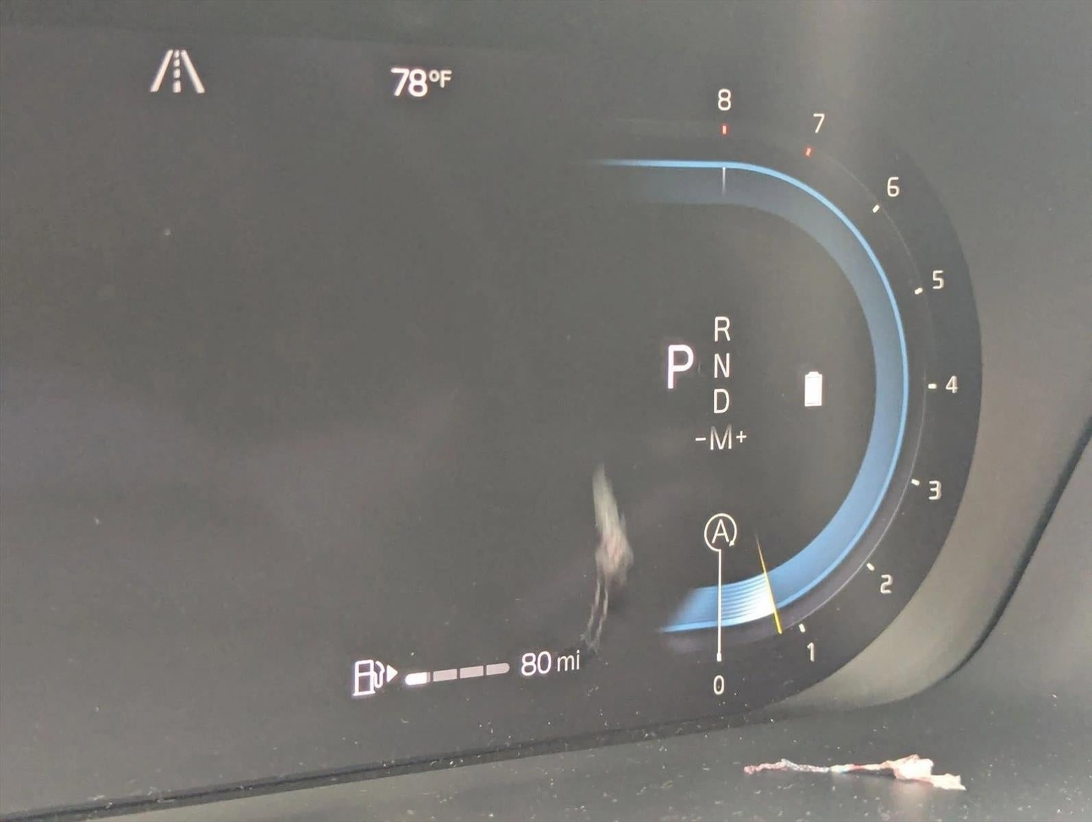 2023 Volvo XC40 B5 AWD Plus Dark Theme