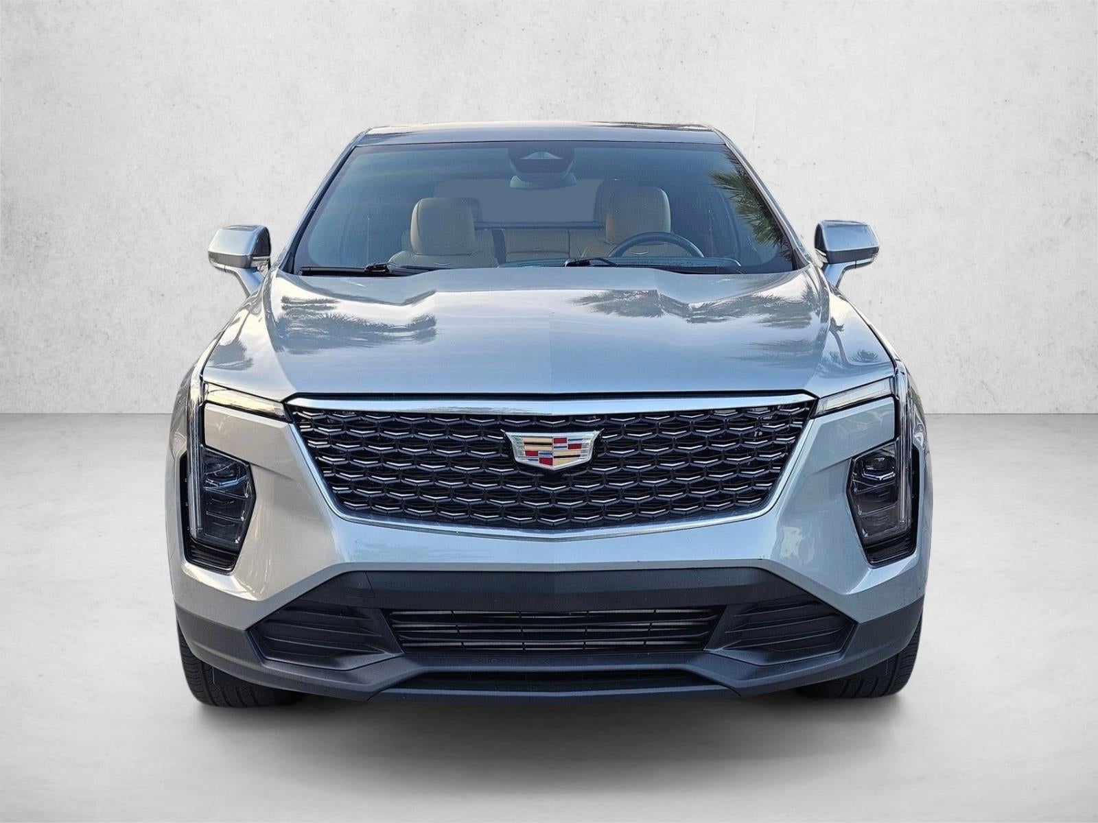 2024 Cadillac XT4 FWD 4dr Luxury
