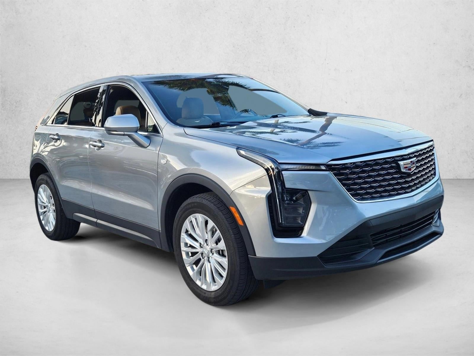 2024 Cadillac XT4 FWD 4dr Luxury
