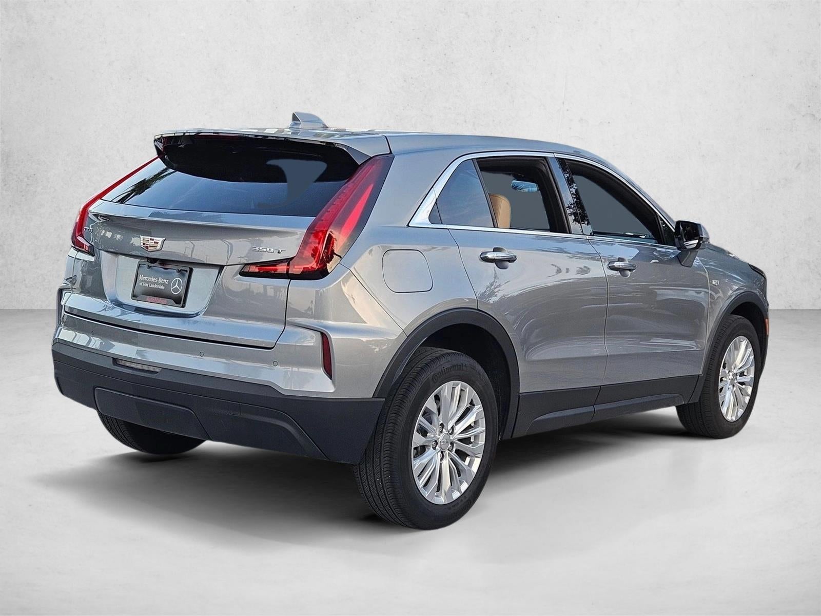 2024 Cadillac XT4 FWD 4dr Luxury