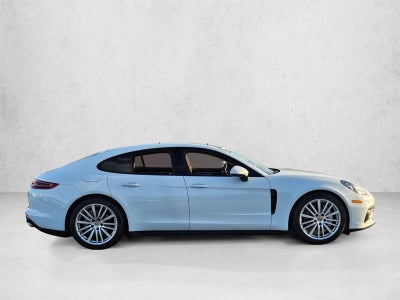 2018 Porsche Panamera 4 AWD