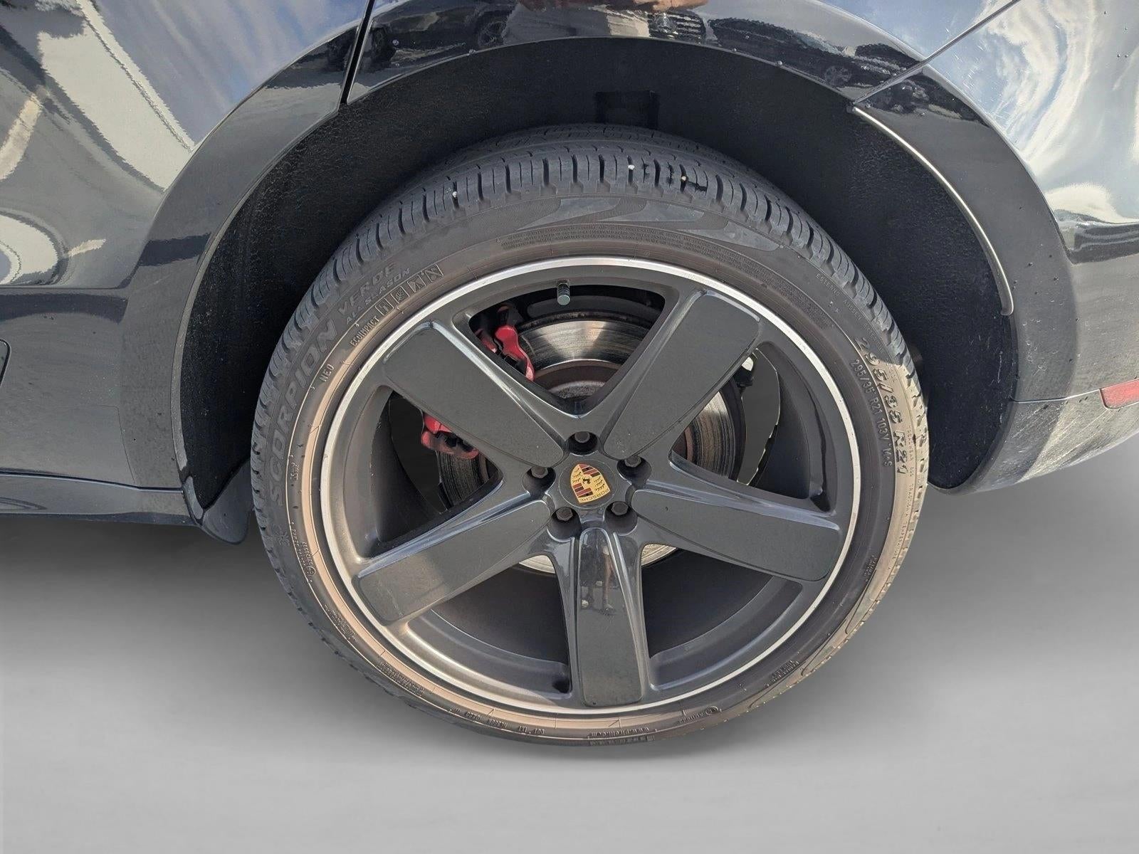 2016 Porsche Macan AWD 4dr Turbo