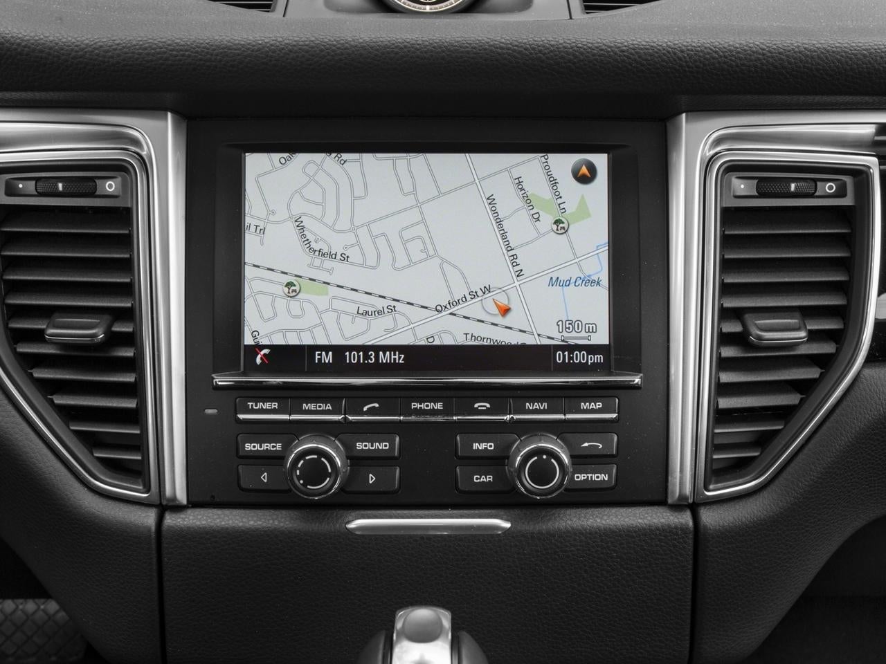 2016 Porsche Macan AWD 4dr Turbo