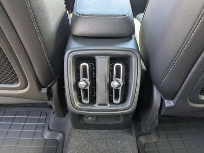 2020 Volvo XC40 T5 AWD Inscription