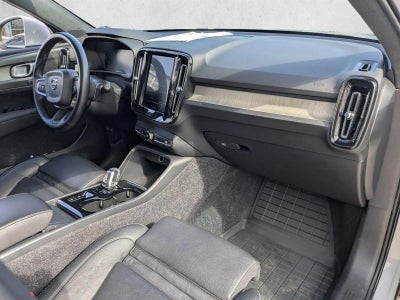 2020 Volvo XC40 T5 AWD Inscription