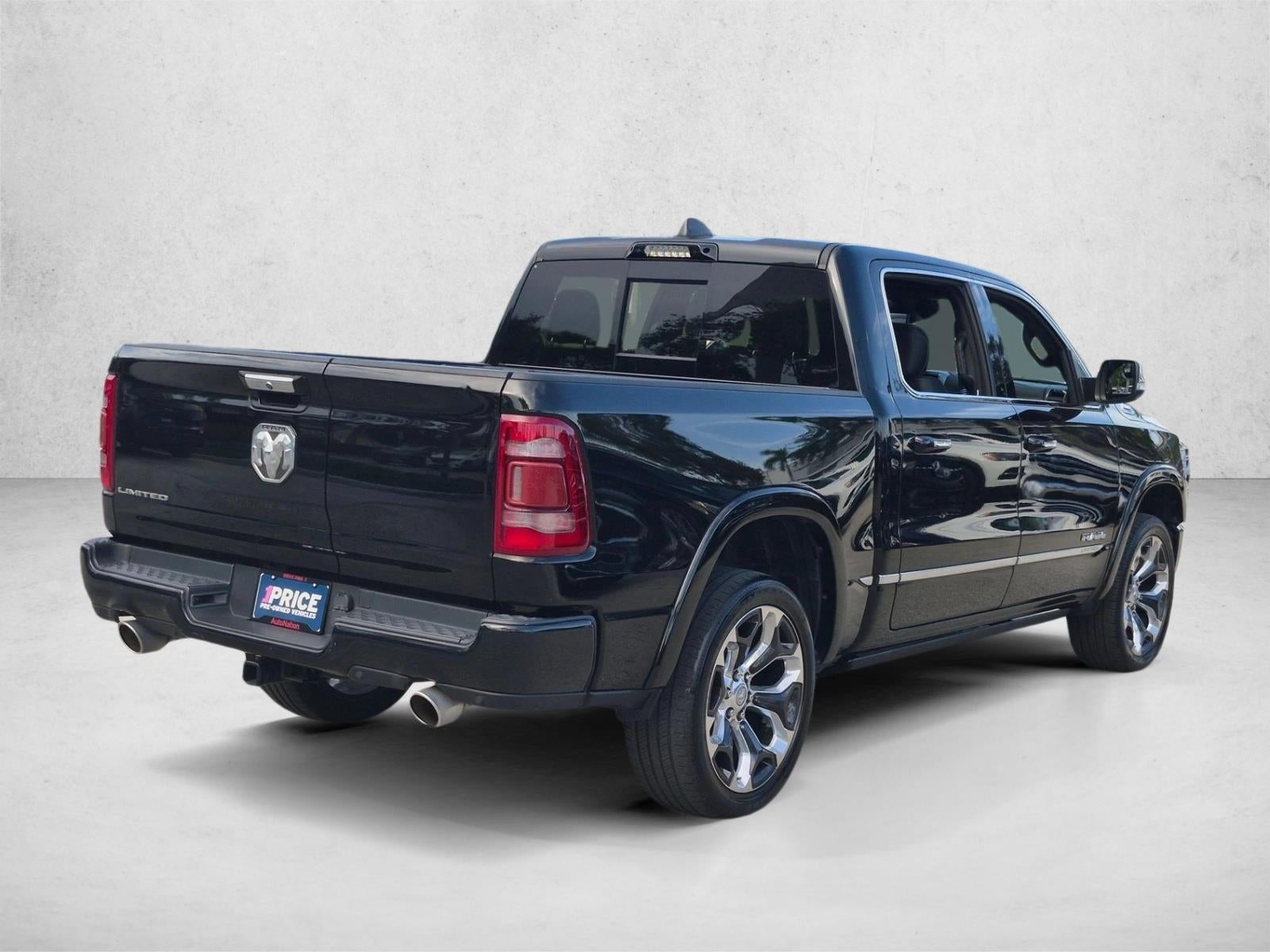 2021 RAM 1500 Limited 4x2 Crew Cab 5'7" Box