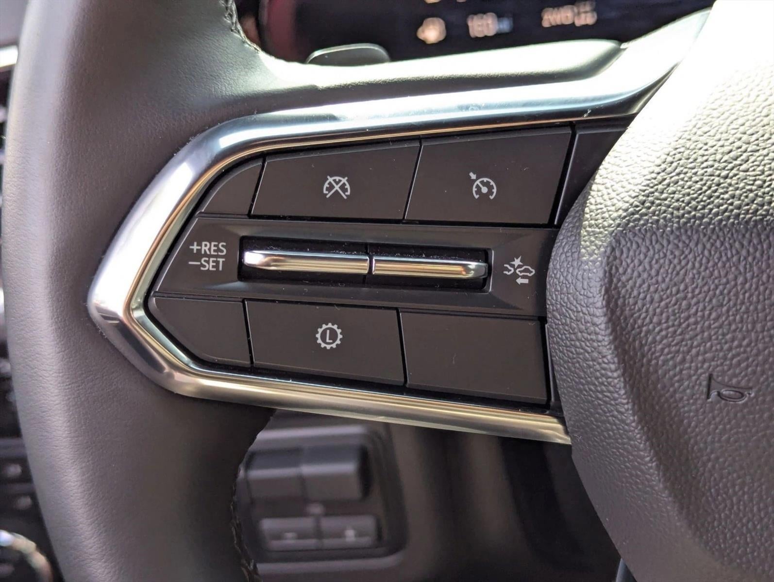 2025 Chevrolet Suburban 4WD LT