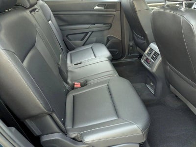 2020 Volkswagen Atlas 3.6L V6 SE w/Technology R-Line FWD