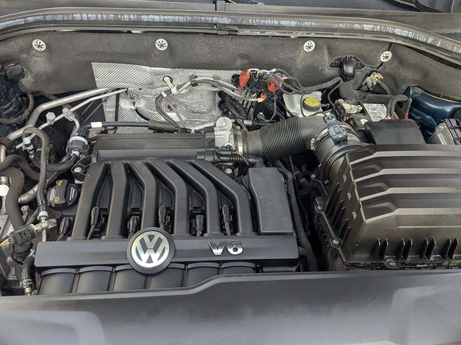 2020 Volkswagen Atlas 3.6L V6 SE w/Technology R-Line FWD