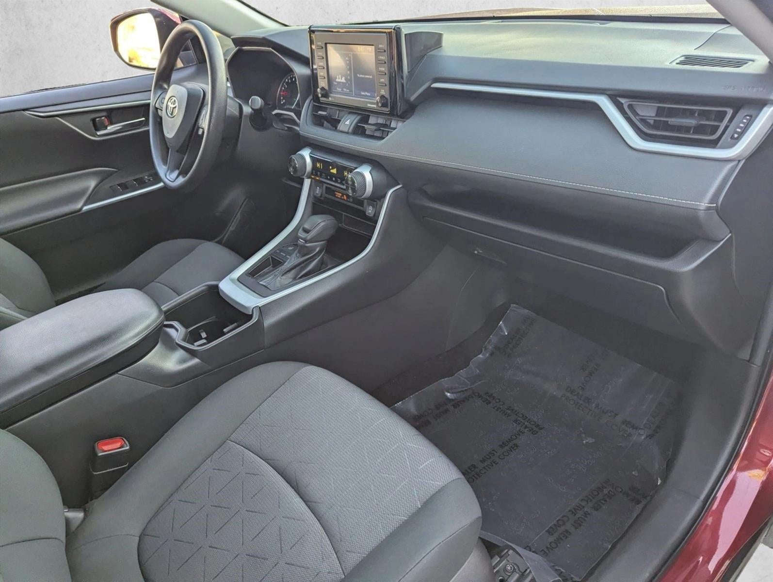 2022 Toyota RAV4 XLE FWD (GS)