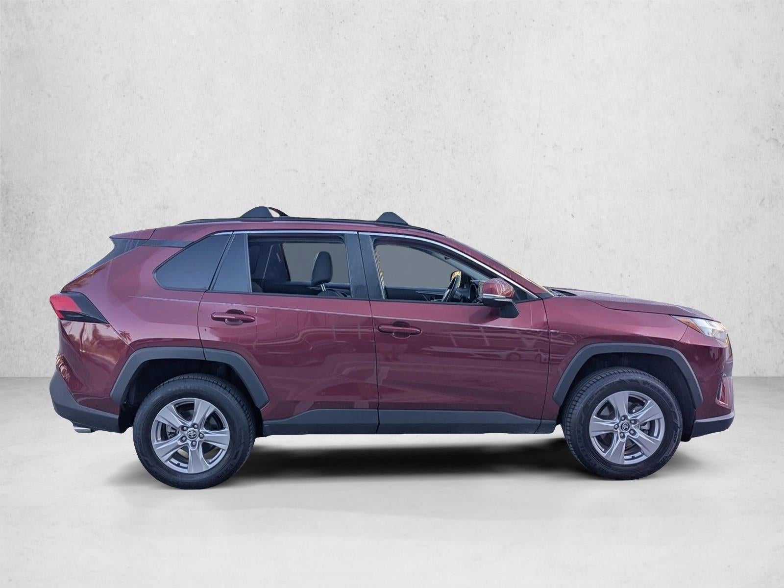 2022 Toyota RAV4 XLE FWD (GS)