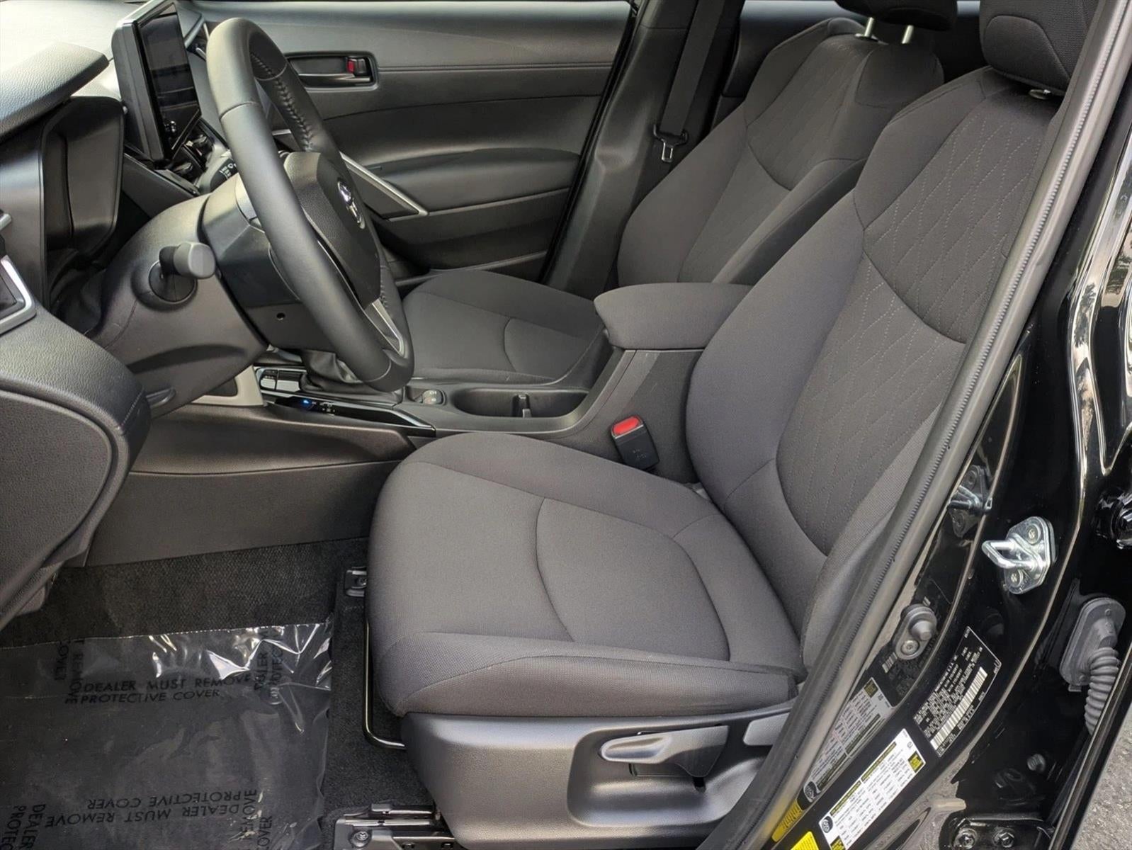 2025 Toyota Corolla Cross LE 2WD (Natl)