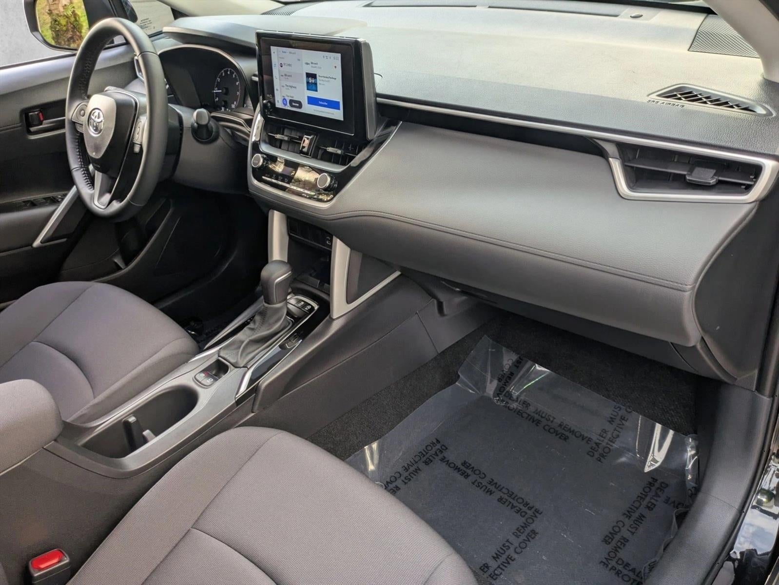 2025 Toyota Corolla Cross LE 2WD (Natl)