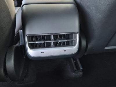 2024 Tesla Model Y Long Range AWD