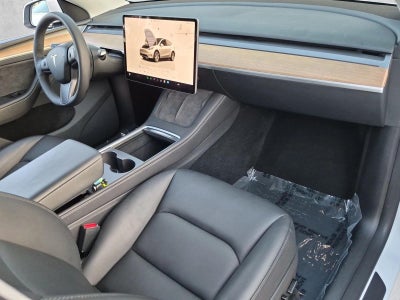 2024 Tesla Model Y Long Range AWD