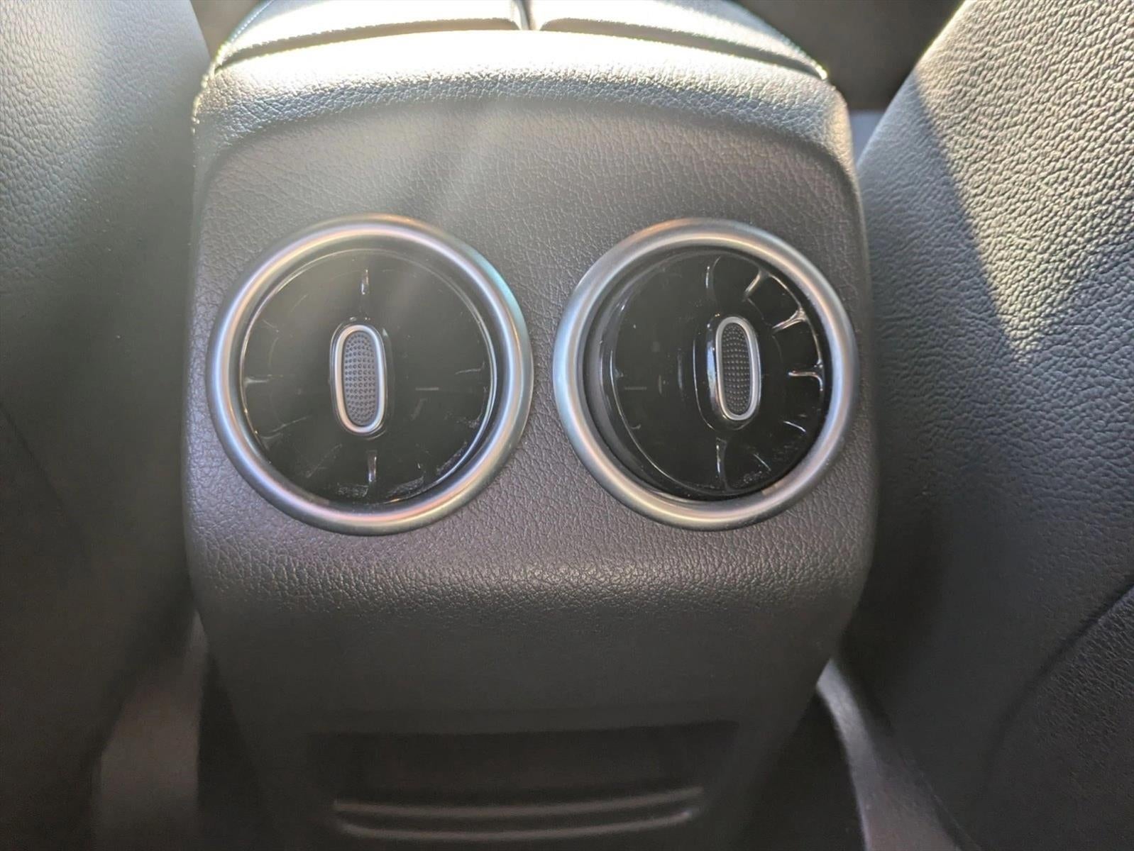 2022 Mercedes-Benz GLB GLB 250 SUV
