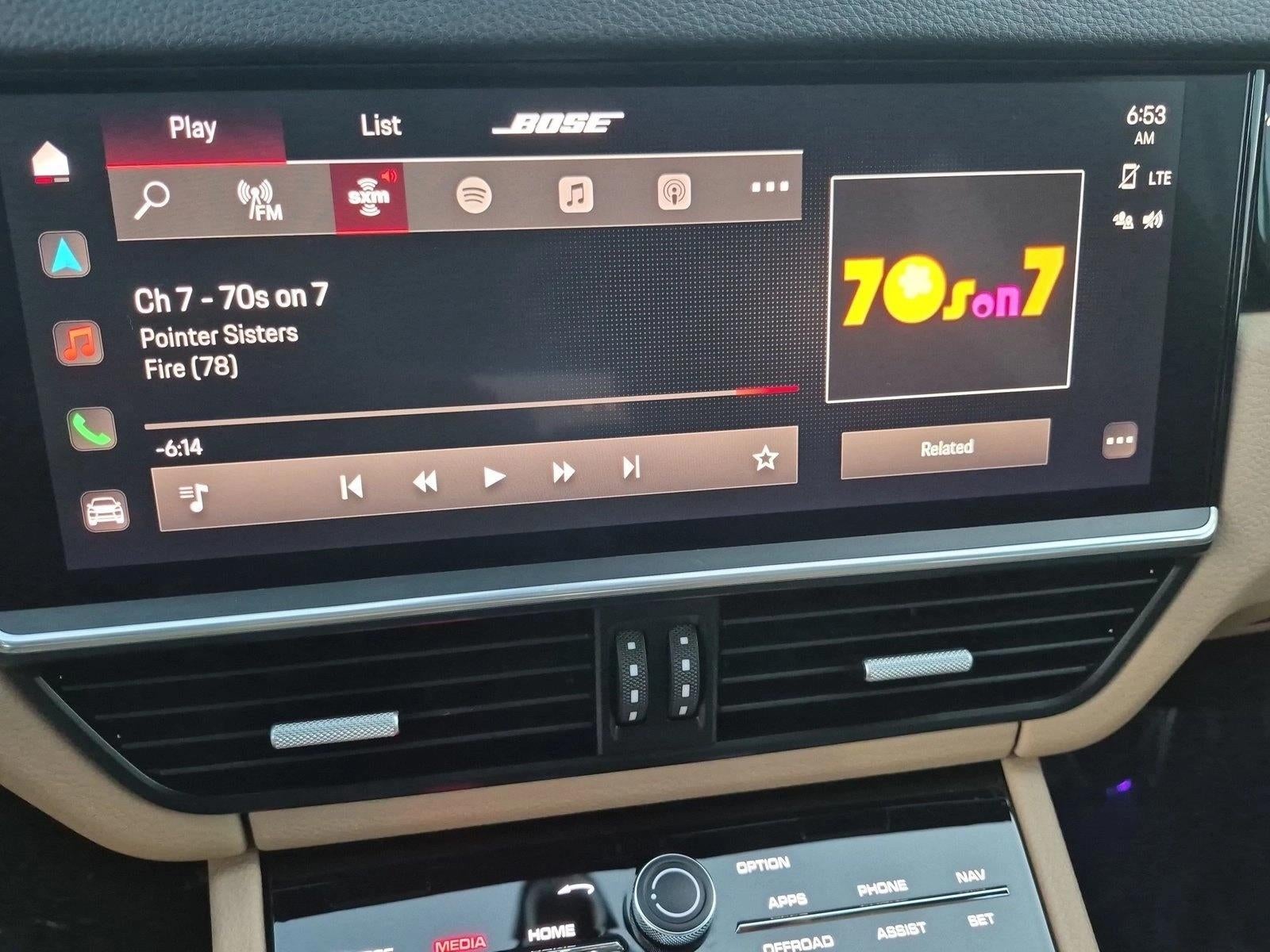 2023 Porsche Cayenne Platinum Edition AWD