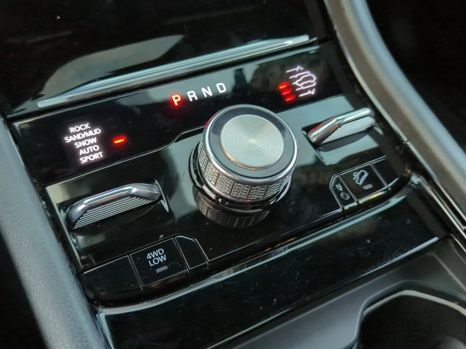 2022 Jeep Grand Cherokee L Summit 4x4