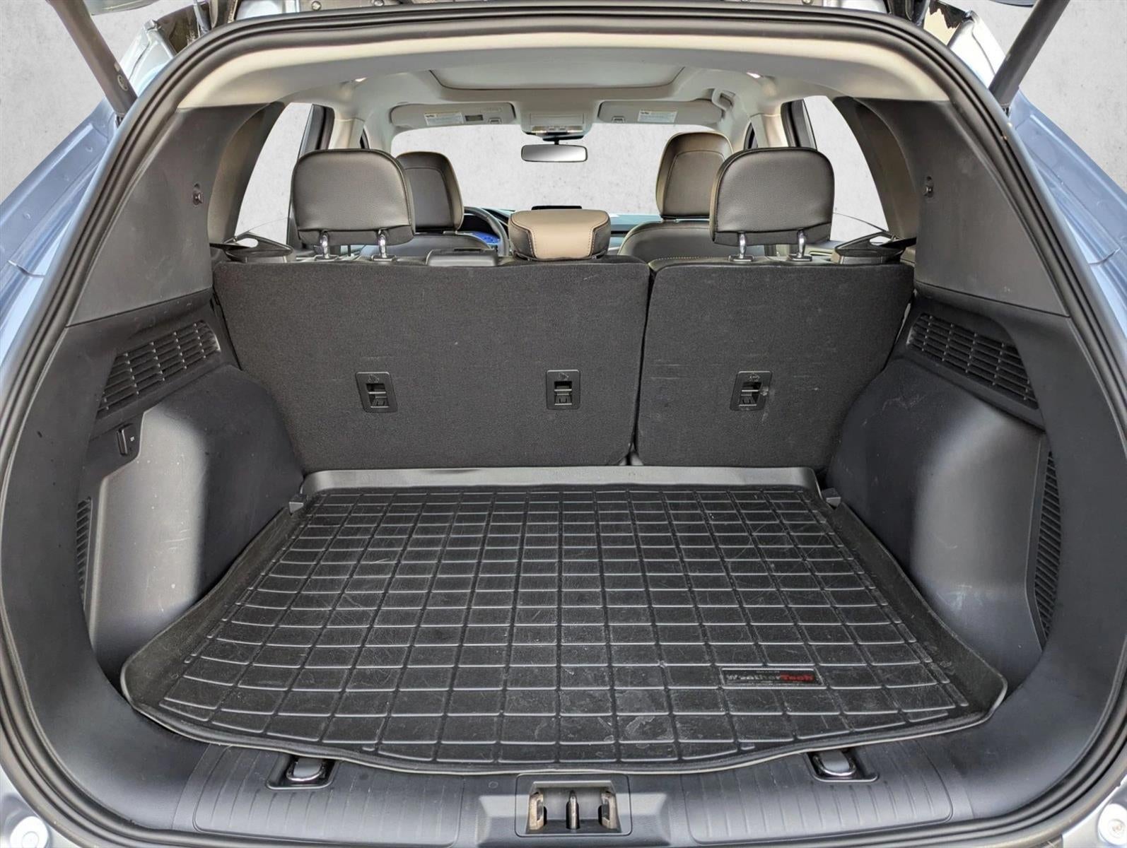 2022 Ford Escape Titanium AWD