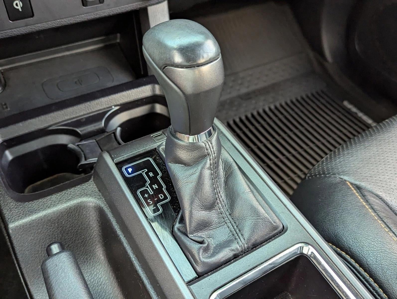 2016 Toyota Tacoma 2WD Double Cab Short Bed V6 Automatic TRD Sport (Natl)