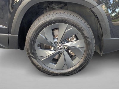 2025 Volkswagen Taos S FWD