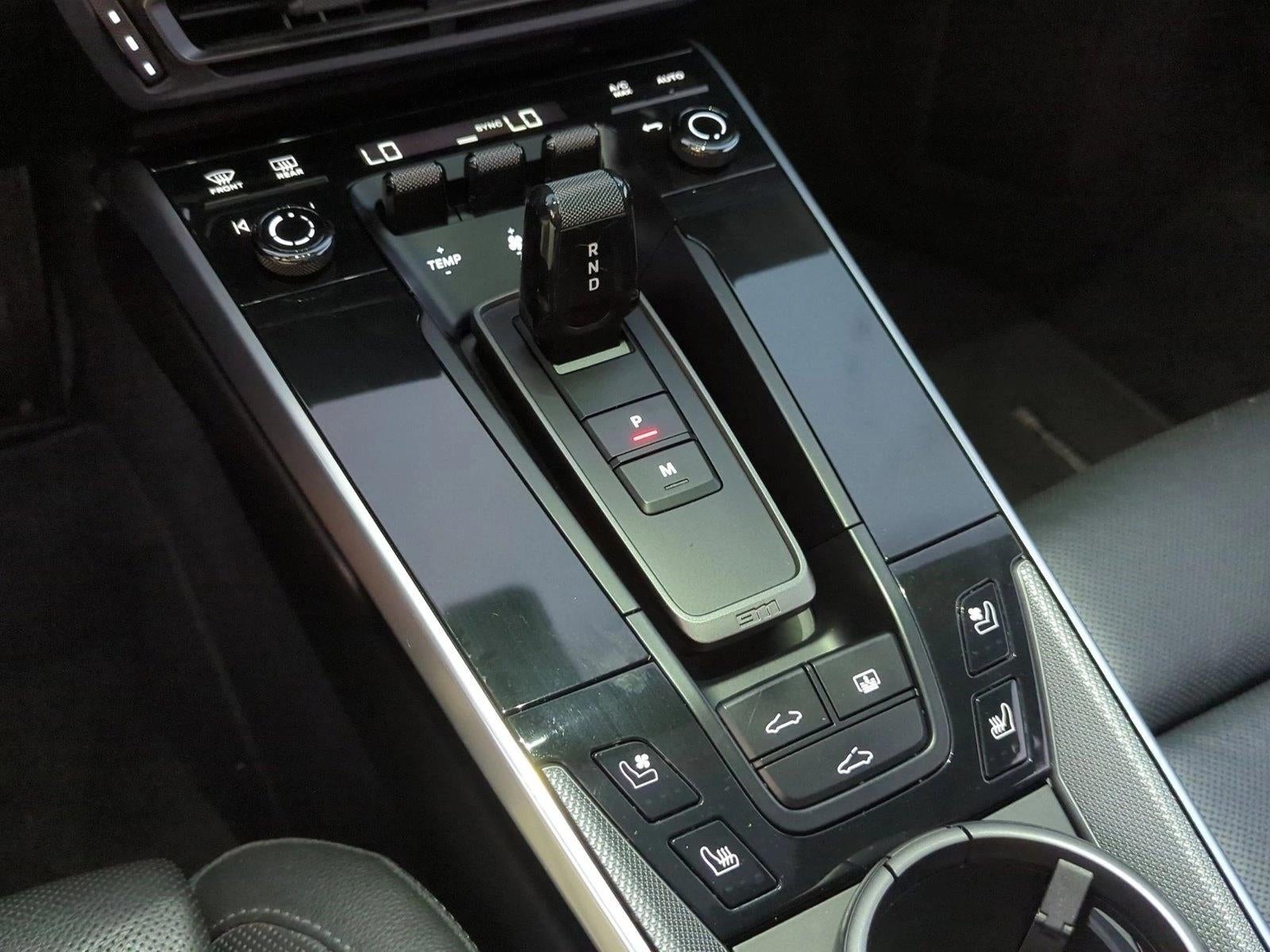 2020 Porsche 911 Carrera Coupe