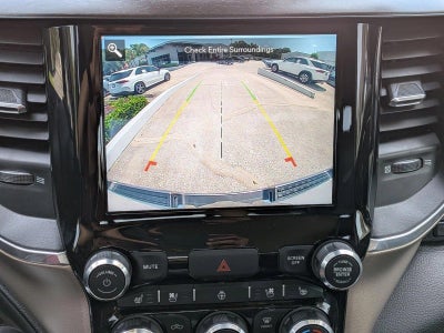 2021 RAM 1500 Laramie 4x4 Crew Cab 5'7" Box