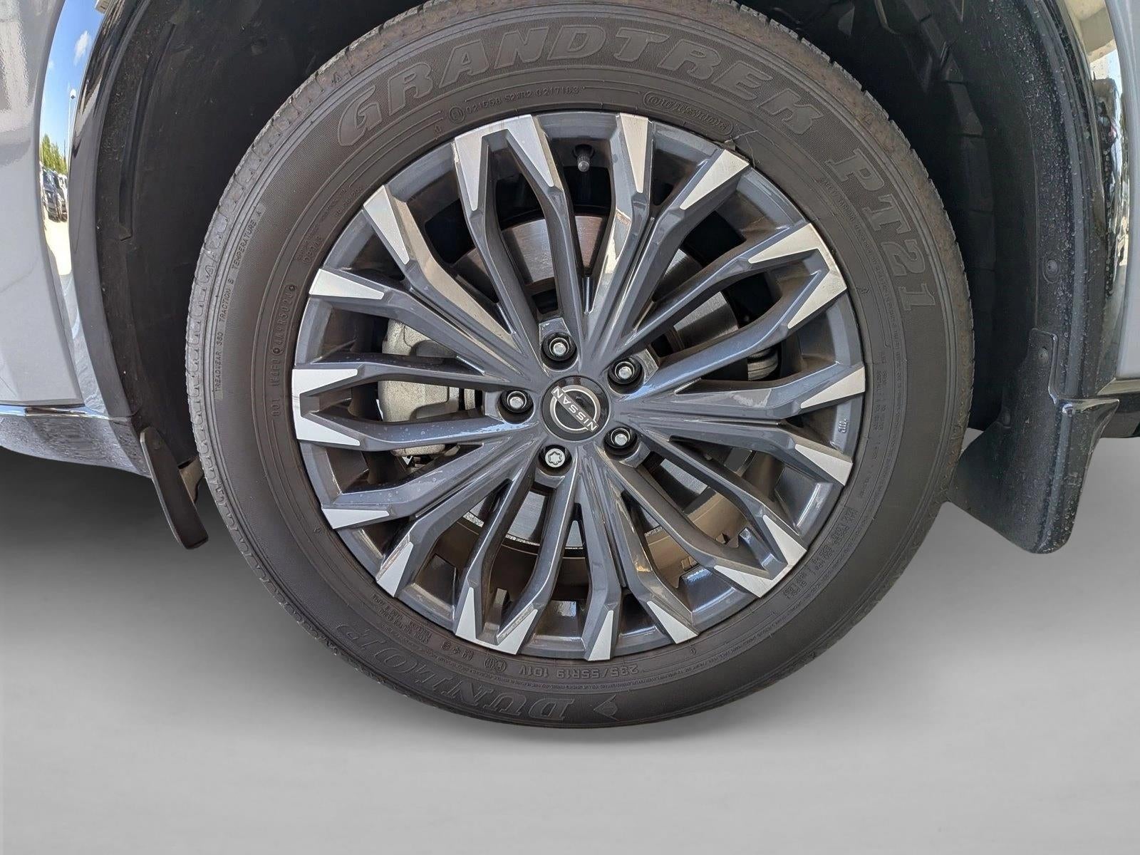 2025 Nissan Rogue FWD Platinum