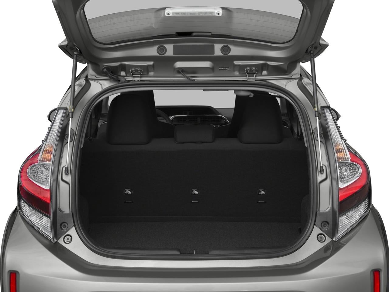 2018 Toyota Prius c Two (GS)