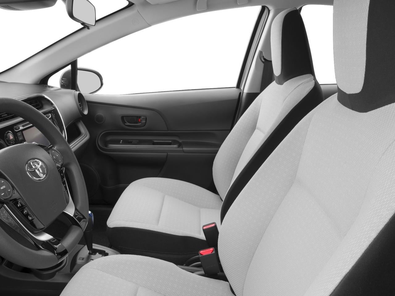 2018 Toyota Prius c Two (GS)