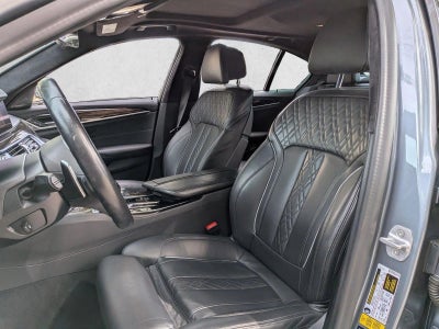 2021 BMW M550i xDrive Sedan