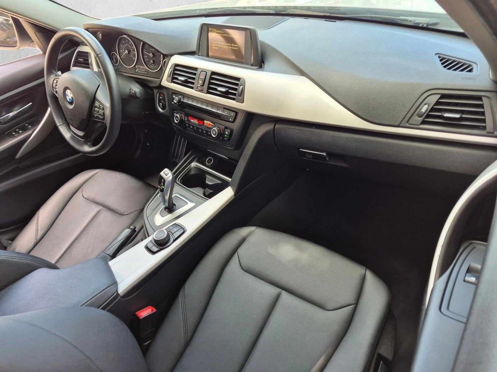 2017 BMW 320i Sedan