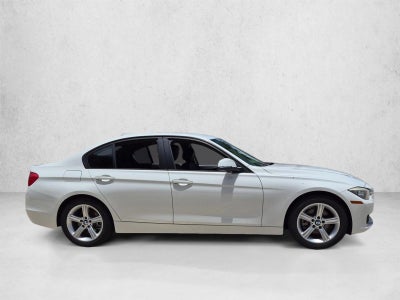 2017 BMW 320i Sedan