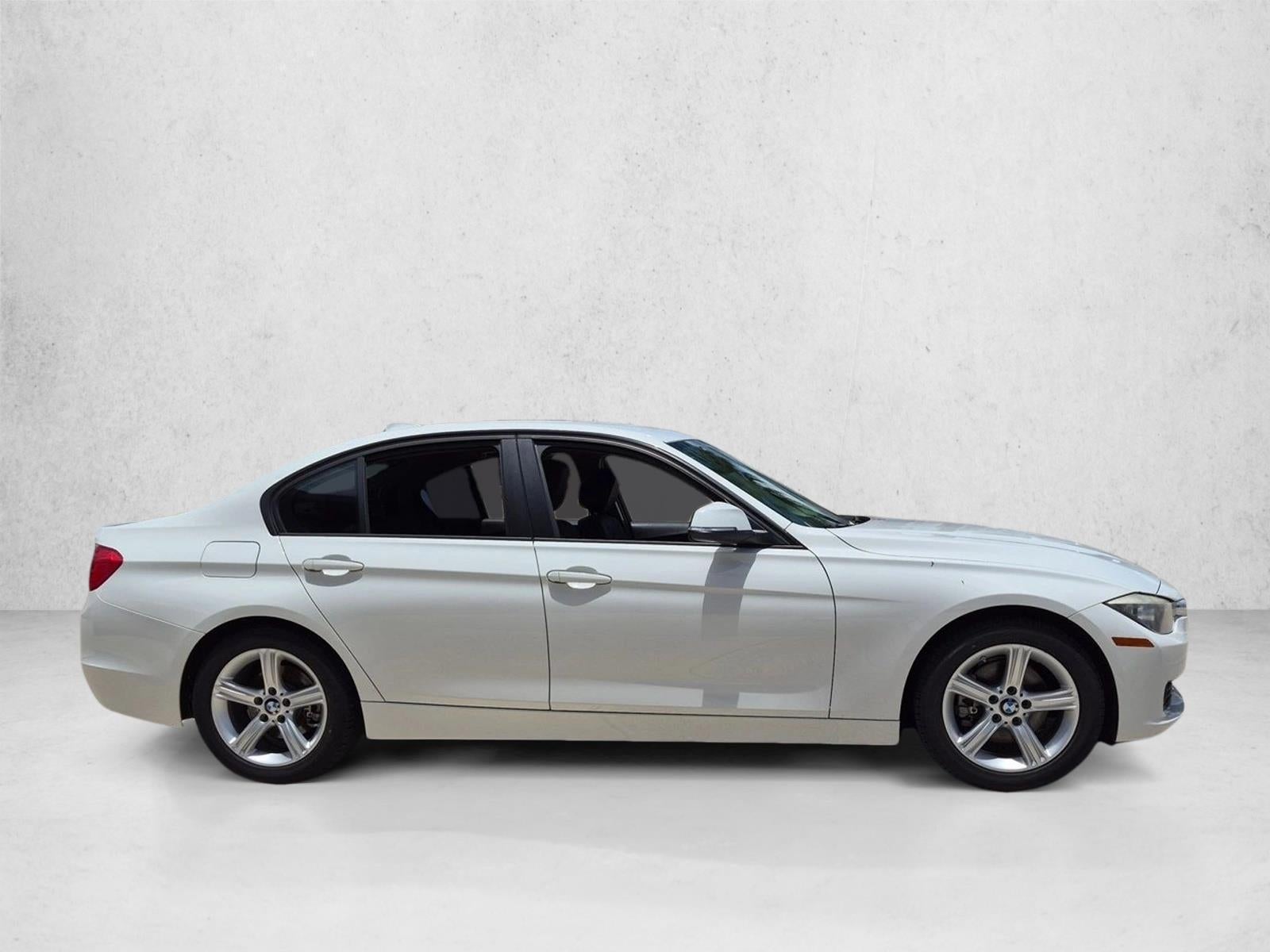 2017 BMW 320i Sedan