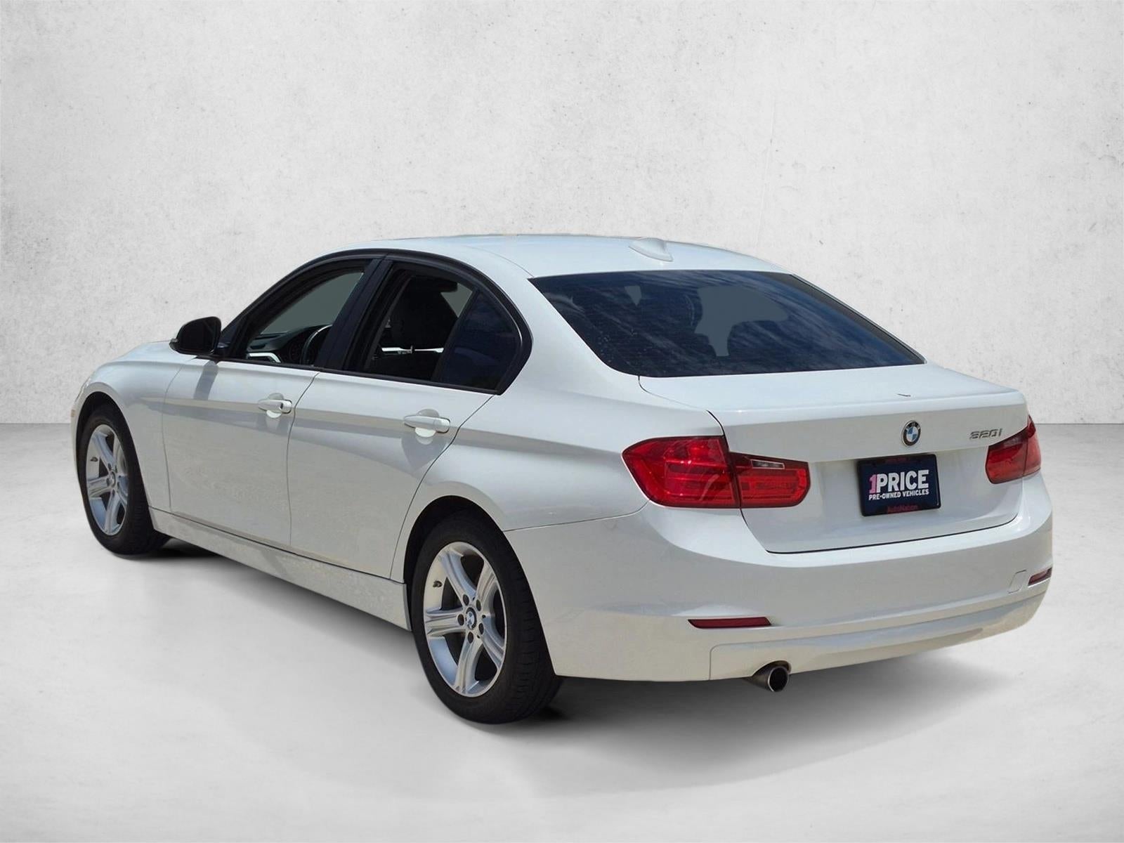 2017 BMW 320i Sedan