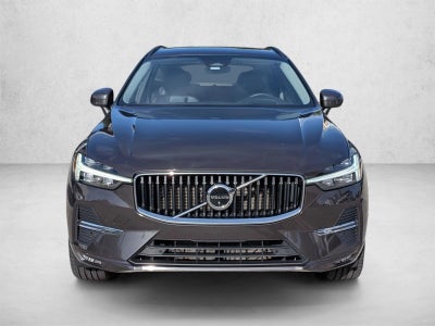 2022 Volvo XC60 B5 FWD Momentum