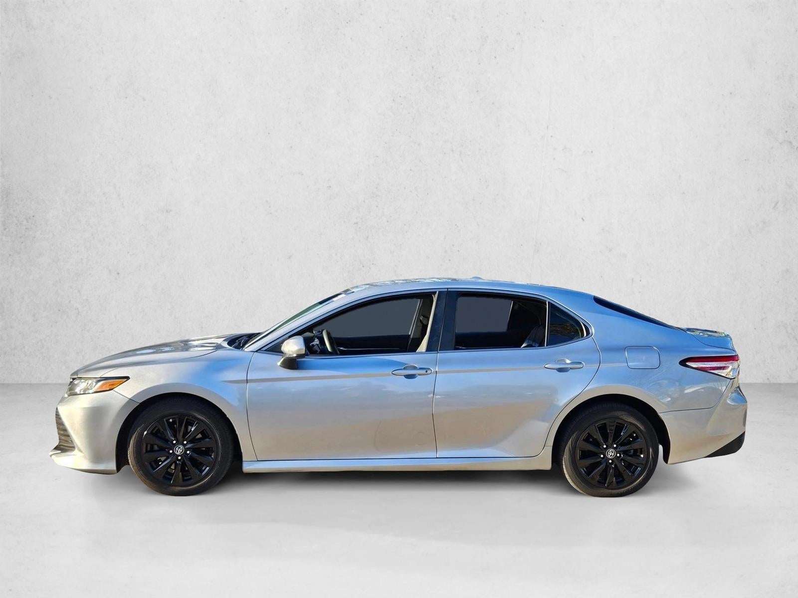 2018 Toyota Camry LE Auto (SE)