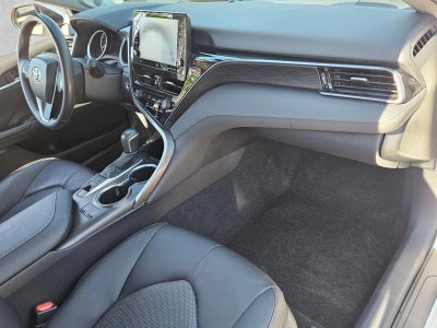 2024 Toyota Camry XLE Auto (SE)